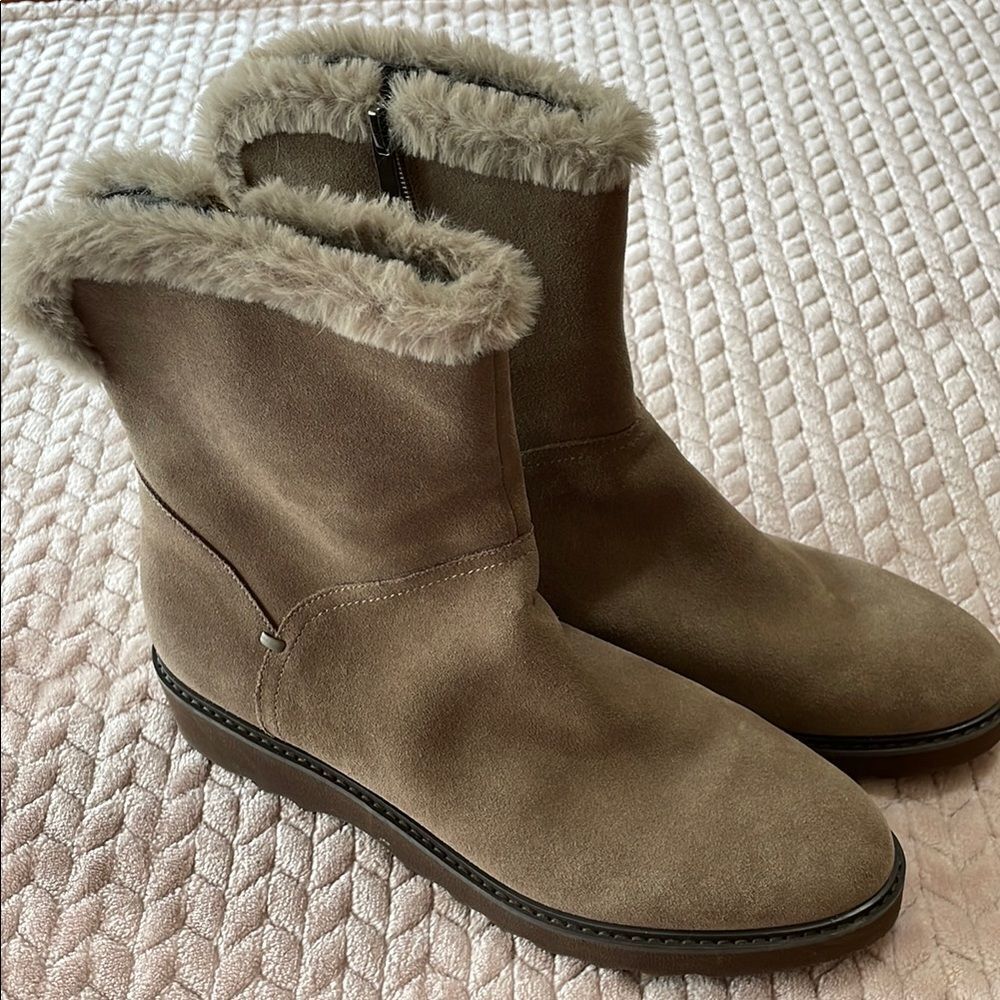 Easy Spirit Evolve Ankle Fur Lined Boots Waterproof leather